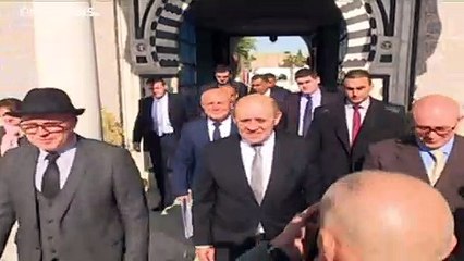 لودريان يحذر بأن تواصل التصعيد في ليبيا "يهدد" استقرار المنطقة