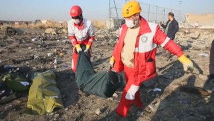 Irán investiga el accidente aéreo e intenta frenar las especulaciones