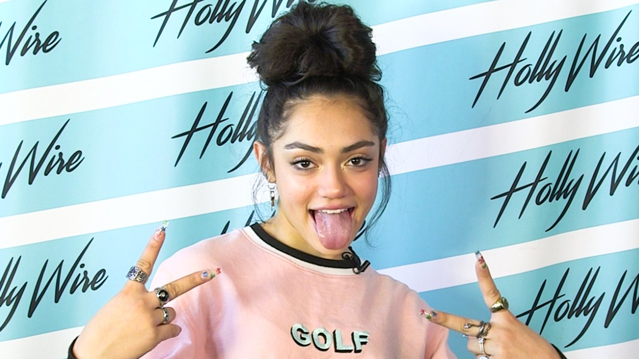 Tik Tok Star Avani Gregg Wants To Do Billie Eilish's Makeup!!