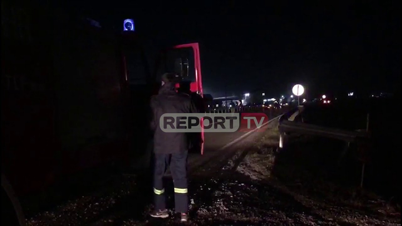 Report TV -Lezhë/ Përplasen dy makina, njëra përfundon në kanal, dy të plagosur