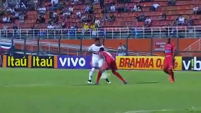 Pato coştu Sao Paulo kazandı! 3 gol birden...