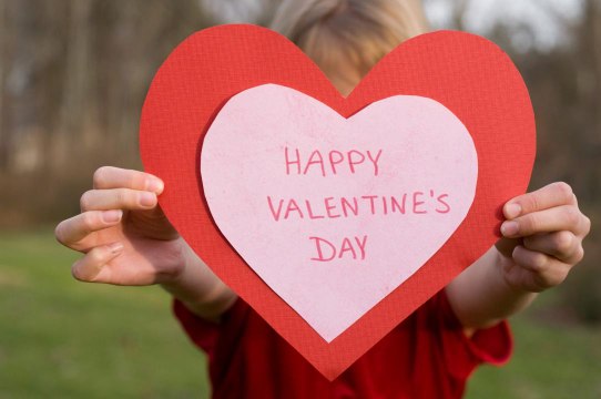 Why We Think Homemade Valentines Should Make a Comeback This Valentine's Day