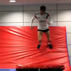 Trambolin seven adam Sergio Ramos!