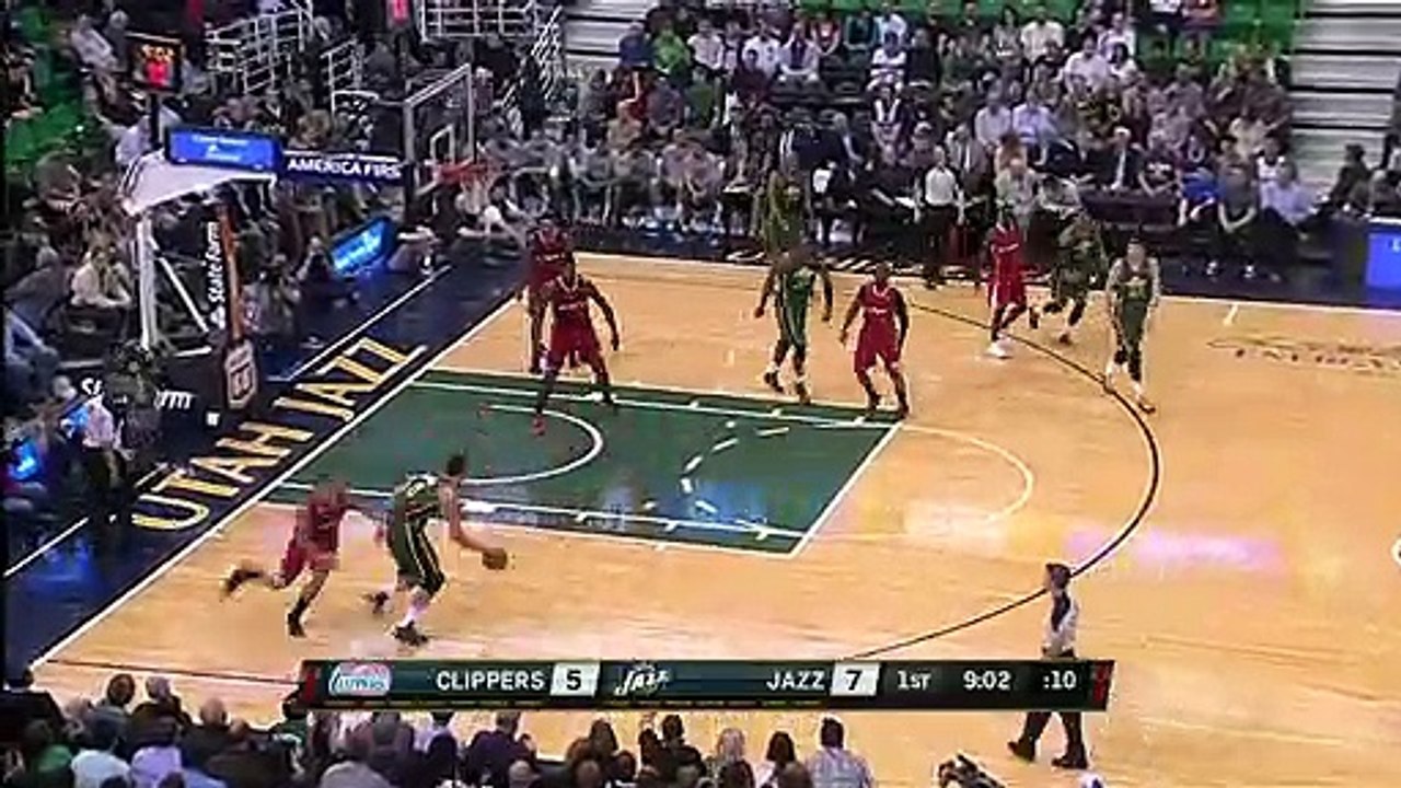 Enes Kanter "DeAndre Jordan"ın üzerinden BASTI!