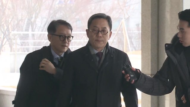 검찰, '삼성 합병 의혹' 김종중 前 사장 소환...윗선 수사 본격화 / YTN