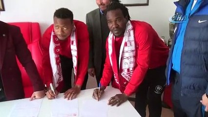 Bilecikspor Malili iki oyuncuyu 6 aylığına renklerine bağladı