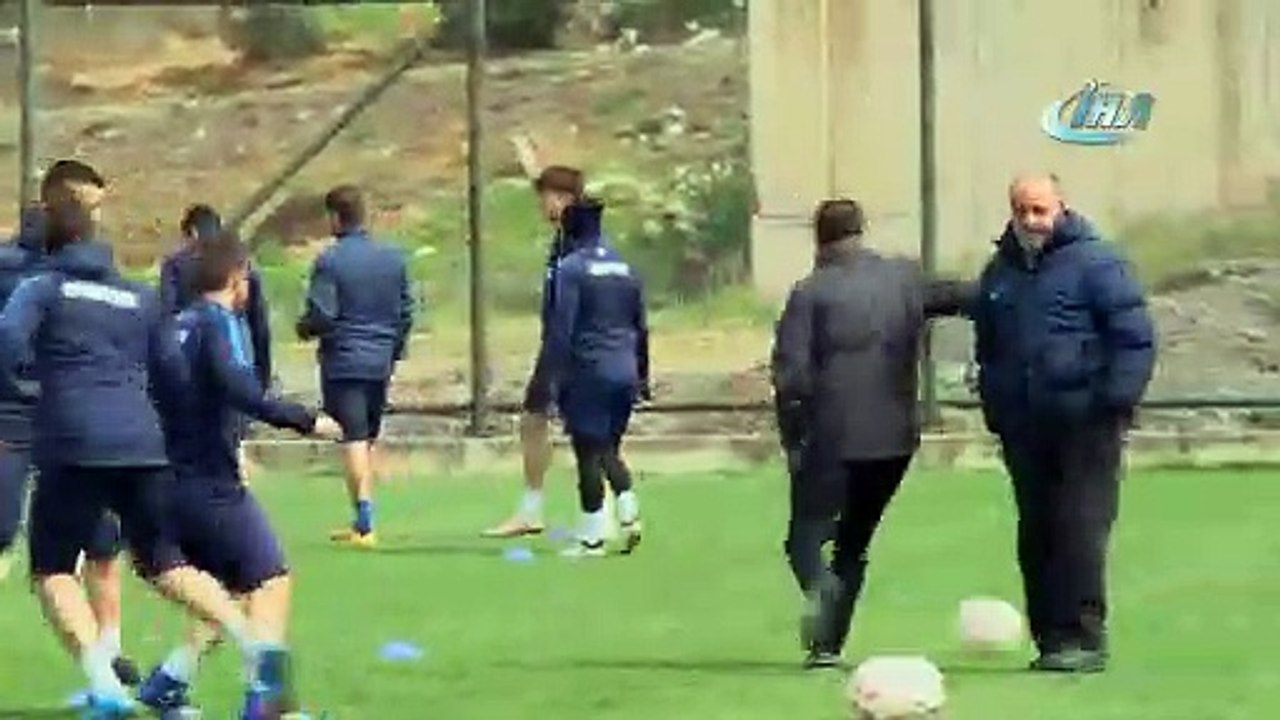 Orhan Kaynak