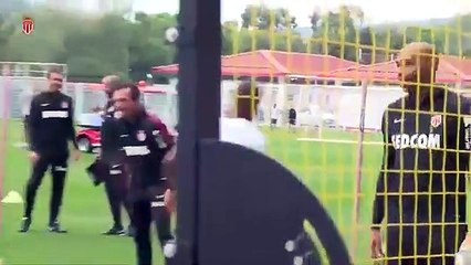 Monaco'nun teknik direktörlüğüne getirilen Thierry Henry ilk idmanına çıktı