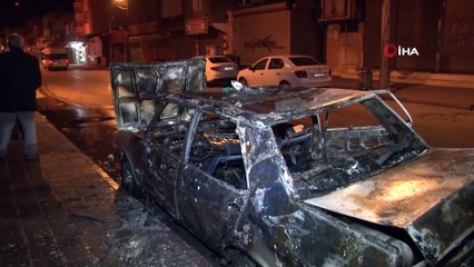 Kendisini babasına şikayet eden kişinin arabasını böyle kundakladı