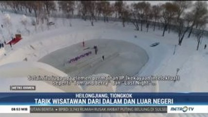 Bermain Salju di Taman Kastil Tiongkok