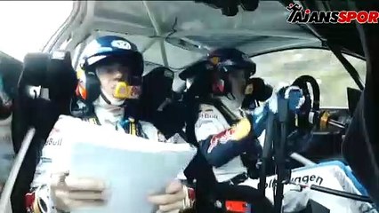 200 km hızla bariyere çarpan rallici...