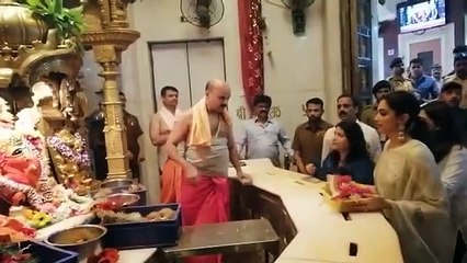 दीपिका ने सिद्धिविनायक पहुंचकर &#39;छपाक&#39; की सफलता के लिए प्रार्थना की, देशभर से मिला रहा अच्छा रिस्पांस