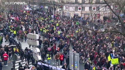 Guerra de desgaste en Francia, inmersa en una huelga interminable