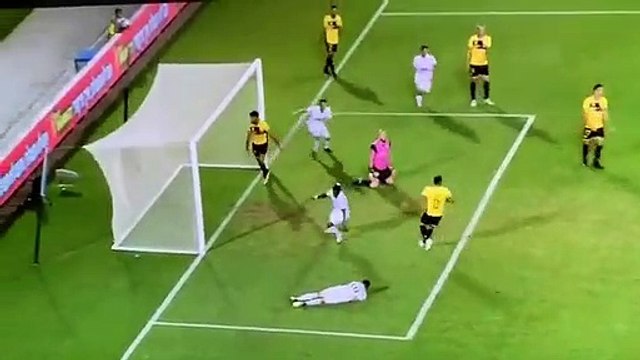 Bir dönem Gaziantepspor forması giyen Habib Habibou olması gereken zamanda olması gereken yerde!