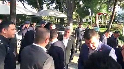 Şehit polis Fethi Sekin'in babasına otomobil hediye edildi