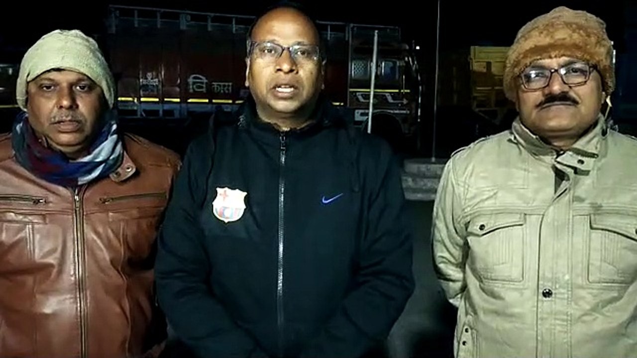 देवास में रेत माफिया के ख़िलाफ़ बड़ी कार्रवाई, एक करोड़ से अधिक की मशीनें व रेत जब्त