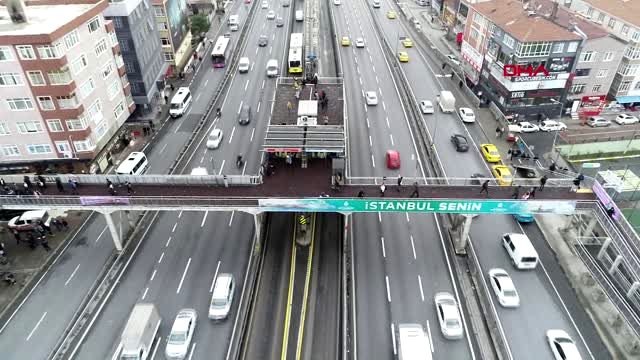Beşyol metrobüs durağında engellilere asansör işkencesi sürüyor