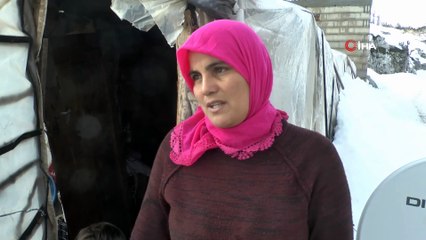 Yatalak hasta karlı yolun açılmasıyla hastaneye yetiştirildi