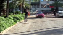 Antalya şehit polis fethi sekin'in babasına, otomobil hediye edildi