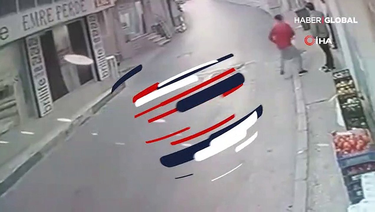 Dikkatli genç bebeği böyle kurtardı