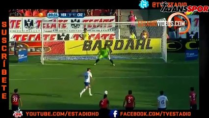 Komedi! Kaleci kurtardı, onlar attı!