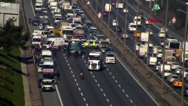 İstanbul-ümraniye tem otoyolunda kaza