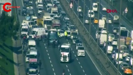 Ümraniye TEM otoyolu'nda feci kaza