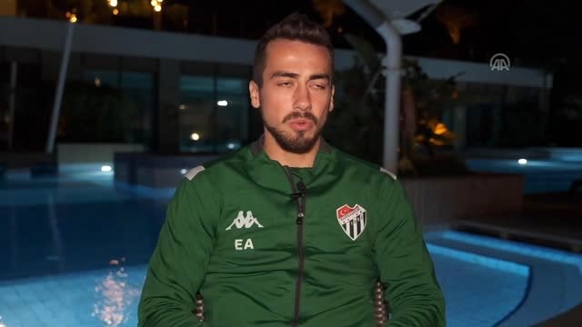 Bursasporlu futbolcu Emirhan Aydoğan, takımın devre arası hazırlık kampını değerlendirdi