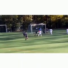 Genç oyuncudan çılgın gol!