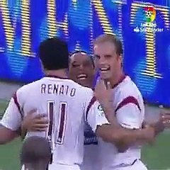 Barcelona'dan Adriano için doğum günü kutlaması