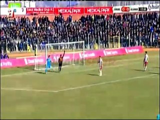 Ontivero inanılmaz vurdu! Gol mü değil mi?