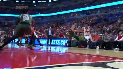 Derrick Rose 23 sayı, 7 asist, 2 top çalma ve 1 blokla sahne aldı