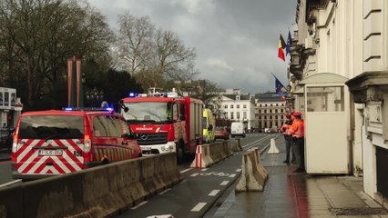 Enveloppes suspectes contenant de la poudre blanche au cabinet du Premier ministre
