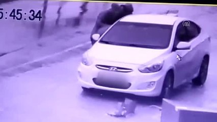 Otomobilden hırsızlık güvenlik kamerasında