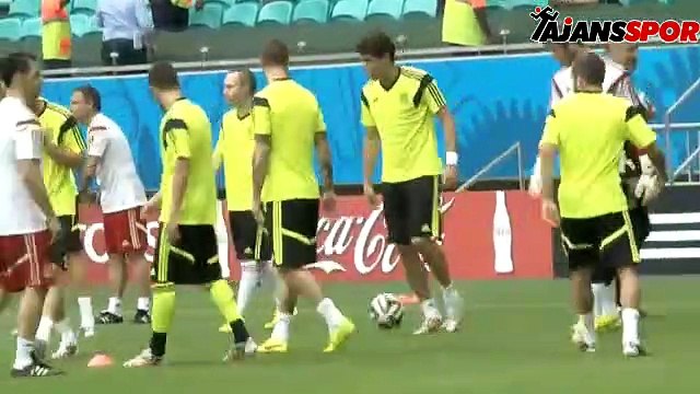 İspanya ve Hollanda dev maça hazır!