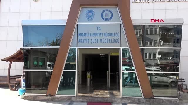 İzmit'te masaj salonuna fuhuş baskını