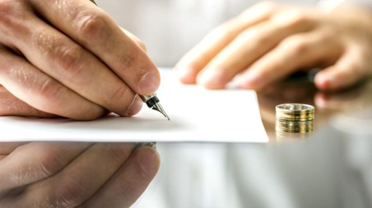 Nafaka nedir? Nafaka türleri nelerdir? Süresiz nafaka nedir?