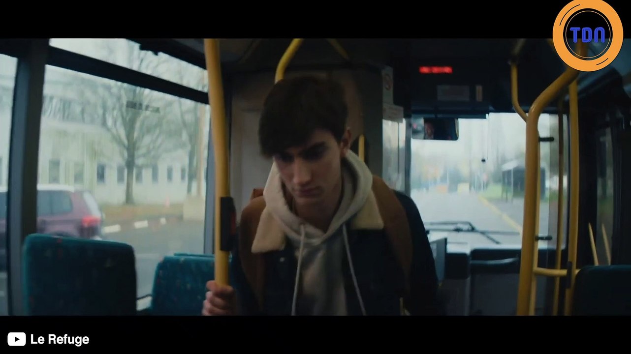 Homophob*e : l'association Le Refuge dévoile un court-métrage bouleversant