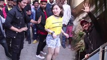 Hrithik Roshan greets fans on birthday at his house; Watch video | FilmiBeat