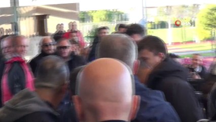 Ahmet Nur Çebi’ye sevgi seli