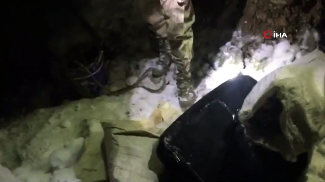 Kahramanmaraş'ta kaçak kazı yaptıkları tespit edilen 5 kişi jandarma tarafından yakalandı