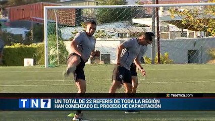 td7-Cuatro árbitros ticos asistieron al entrenamiento del VAR-100120
