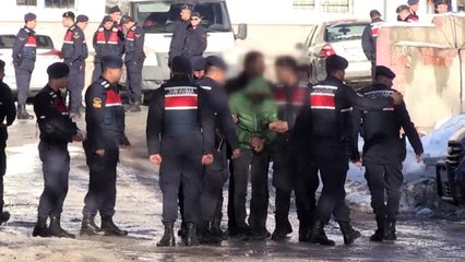 Uyuşturucu operasyonunda 25 kişi gözaltına alındı