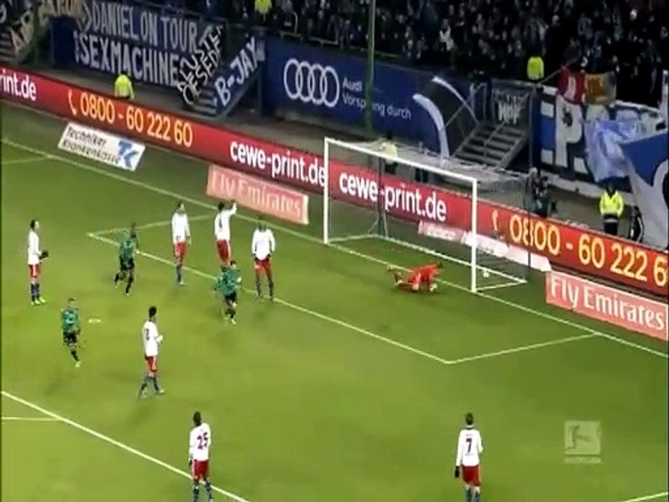 Huntelaar golle döndü!