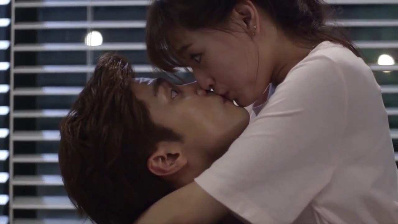 NOBLE, MY LOVE Ep_10 Light Bulb Kiss(720p)