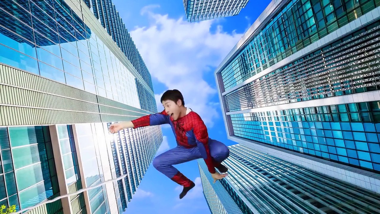 Mashu rescue mission with super hero spiderman 마슈! 슈퍼 히어로 스파이더맨 변신해서 도와주기 Mashu Vlog