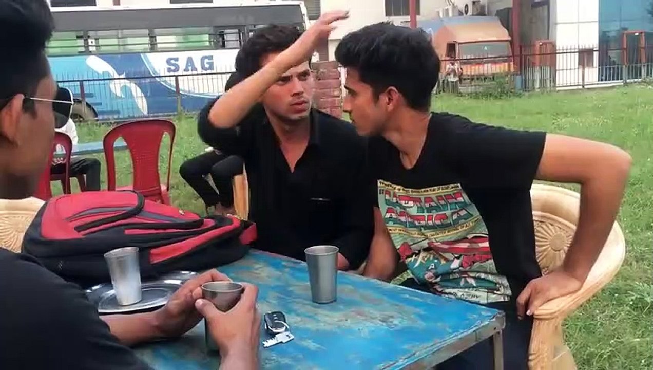 REALITY_OF_SHOWOFF_PEOPLE_|_Round2Hell_|_R2H
