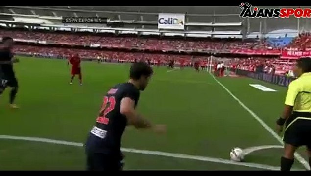 Futbol tarihine damga vuran estetik goller! Falcao