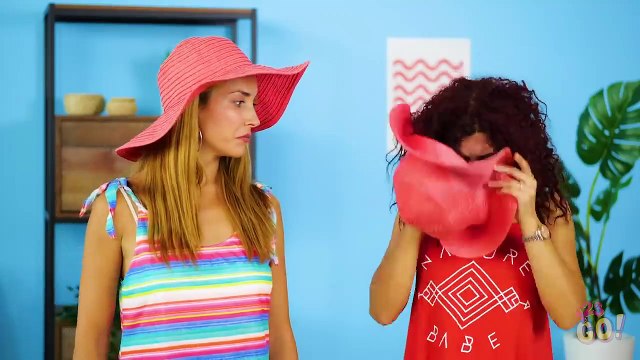 FUNNY CURLY HAIR PROBLEMS Girls With Curly Hair Struggles by 123 GO!