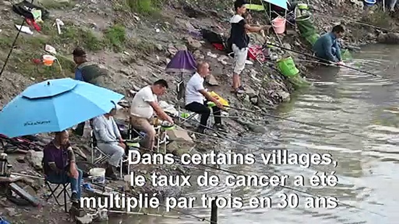 Sur les bords du Yangtsé, des "guerriers" contre l'eau qui tue